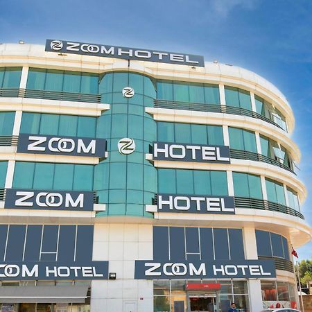 Zoom Hotel Истанбул Екстериор снимка