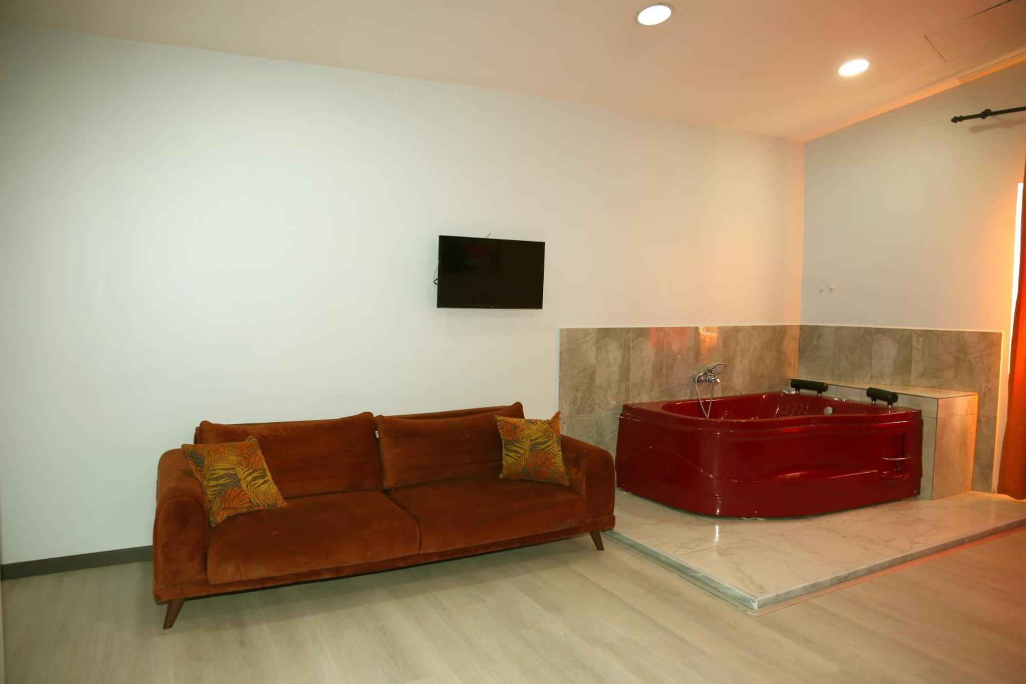 Zoom Hotel Истанбул Екстериор снимка