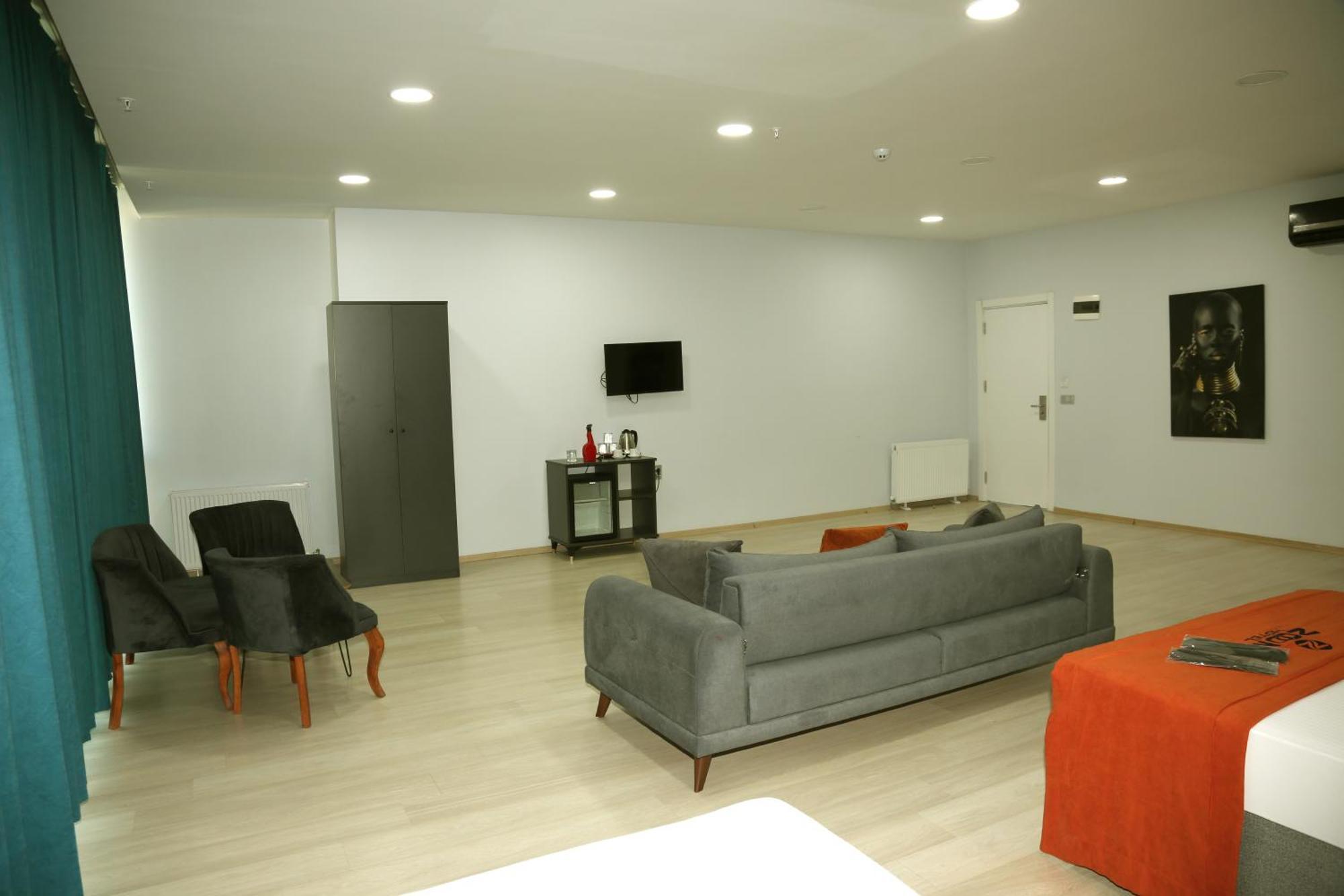 Zoom Hotel Истанбул Екстериор снимка