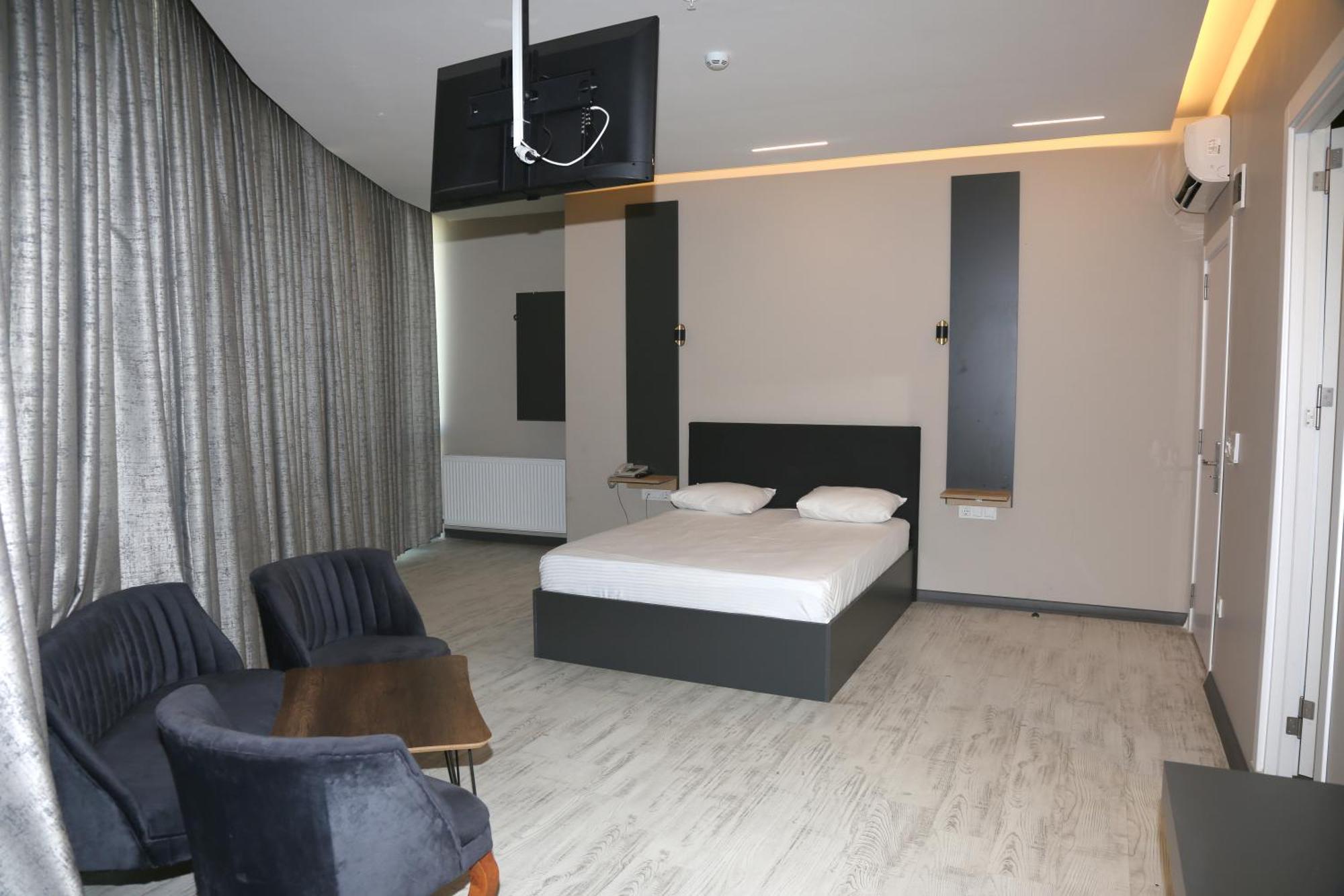 Zoom Hotel Истанбул Екстериор снимка