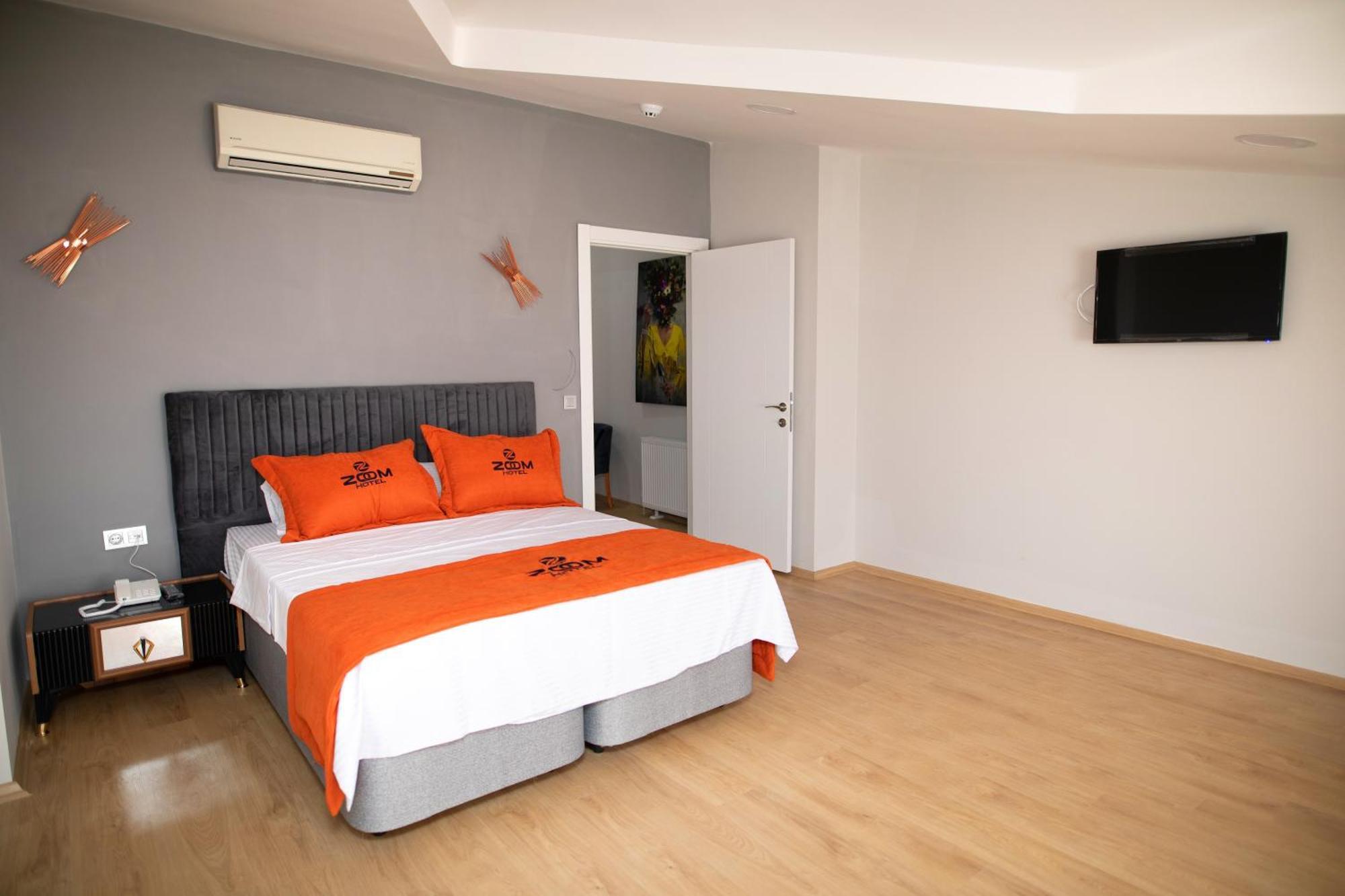 Zoom Hotel Истанбул Екстериор снимка