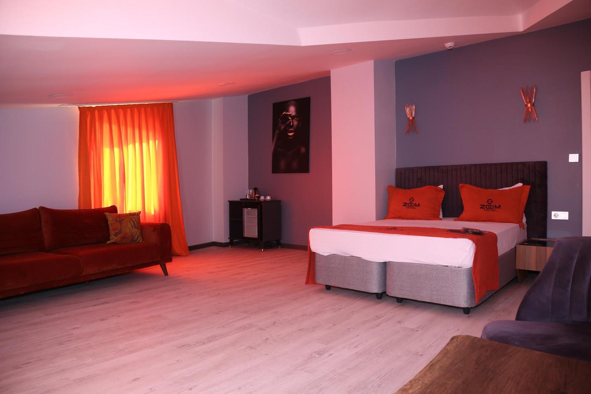 Zoom Hotel Истанбул Екстериор снимка