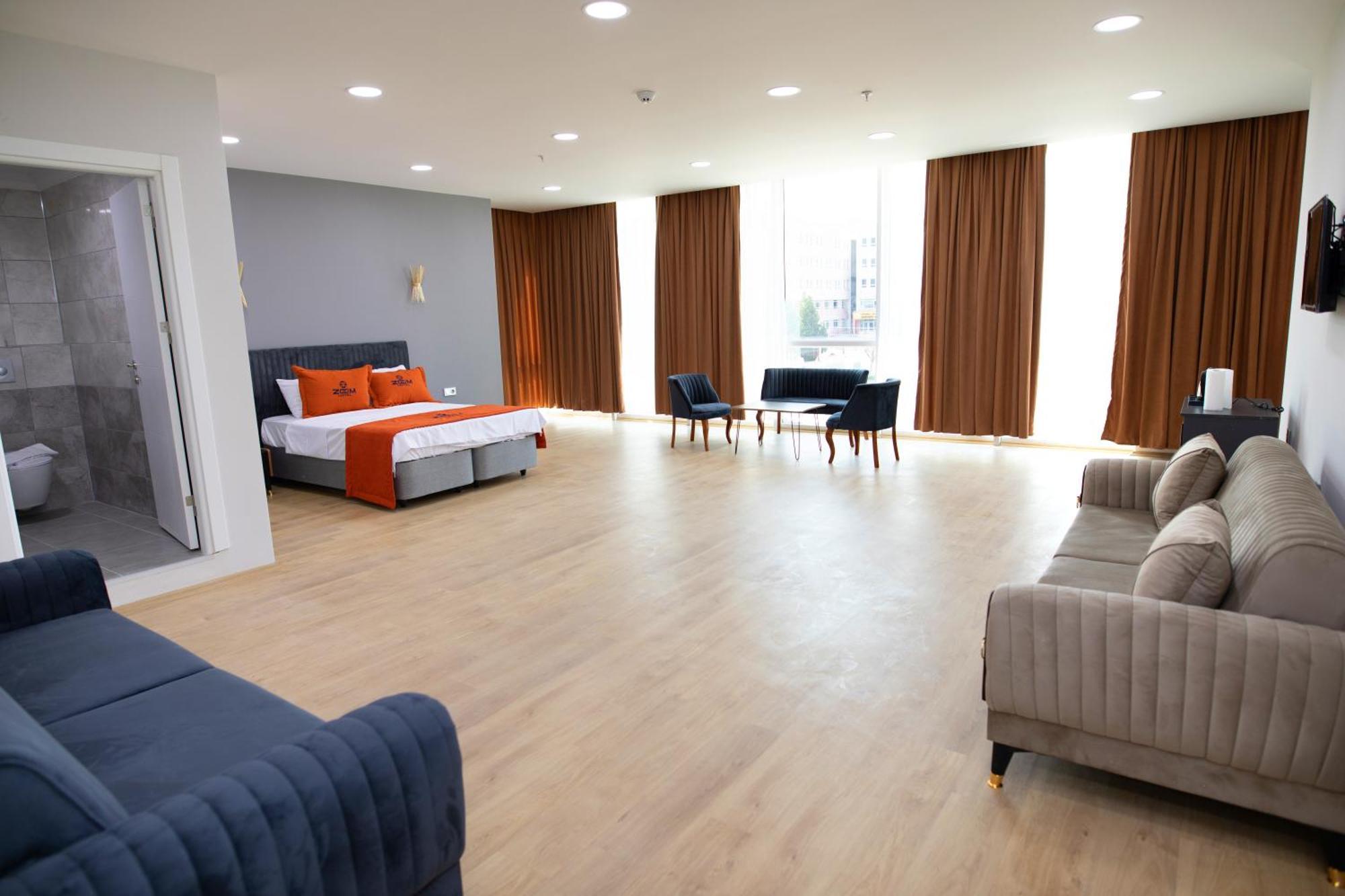 Zoom Hotel Истанбул Екстериор снимка