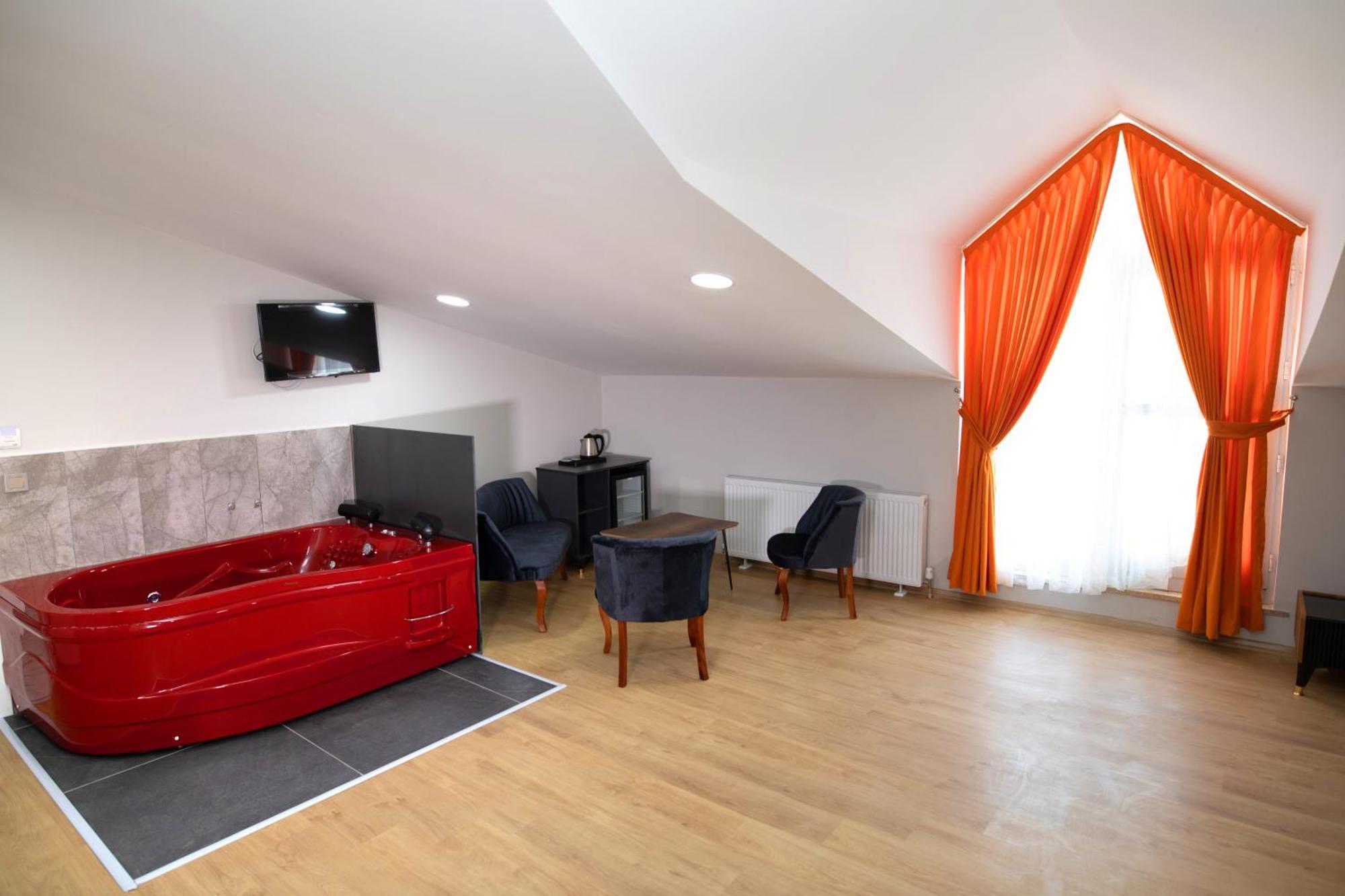Zoom Hotel Истанбул Екстериор снимка