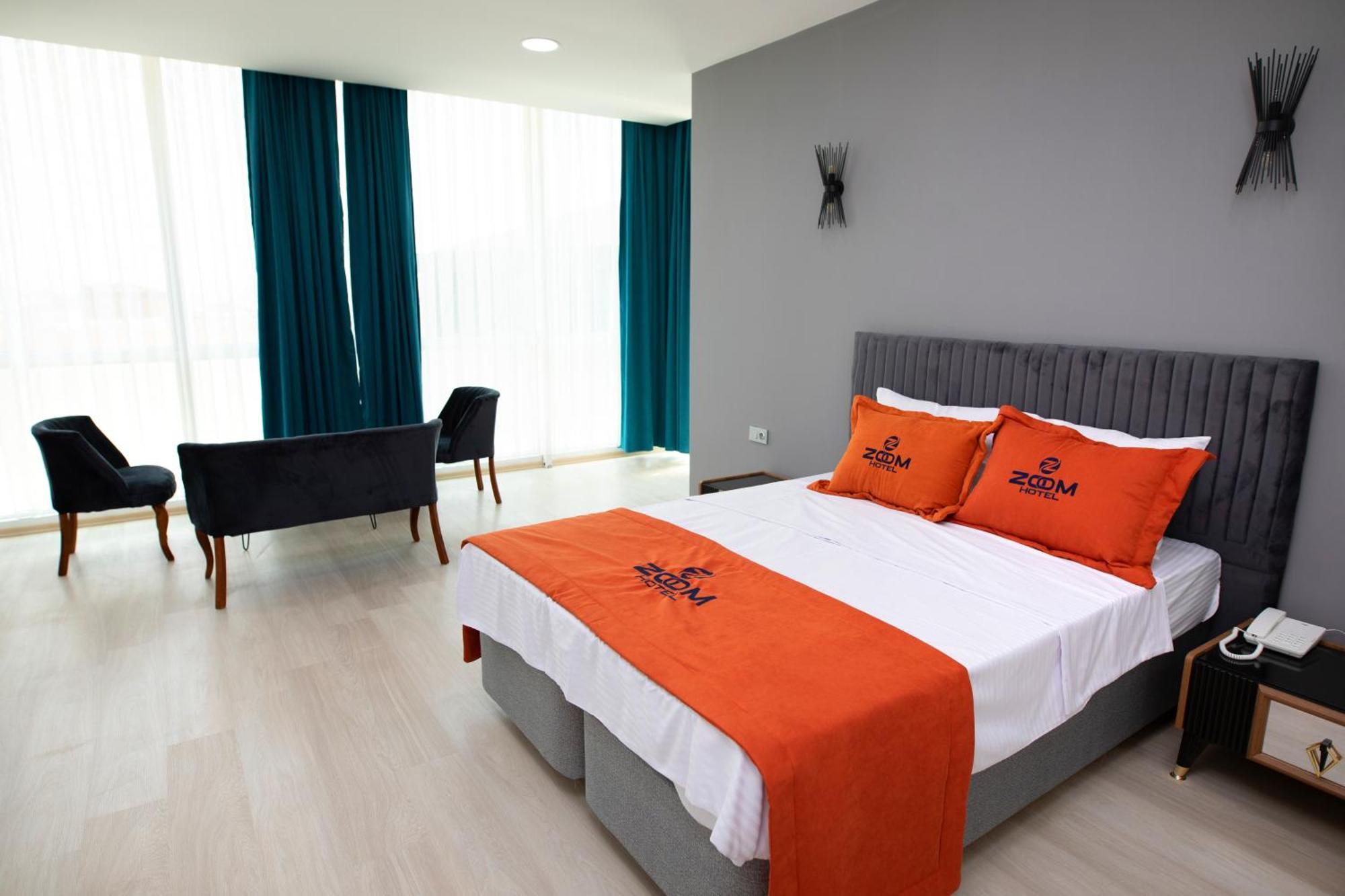 Zoom Hotel Истанбул Екстериор снимка