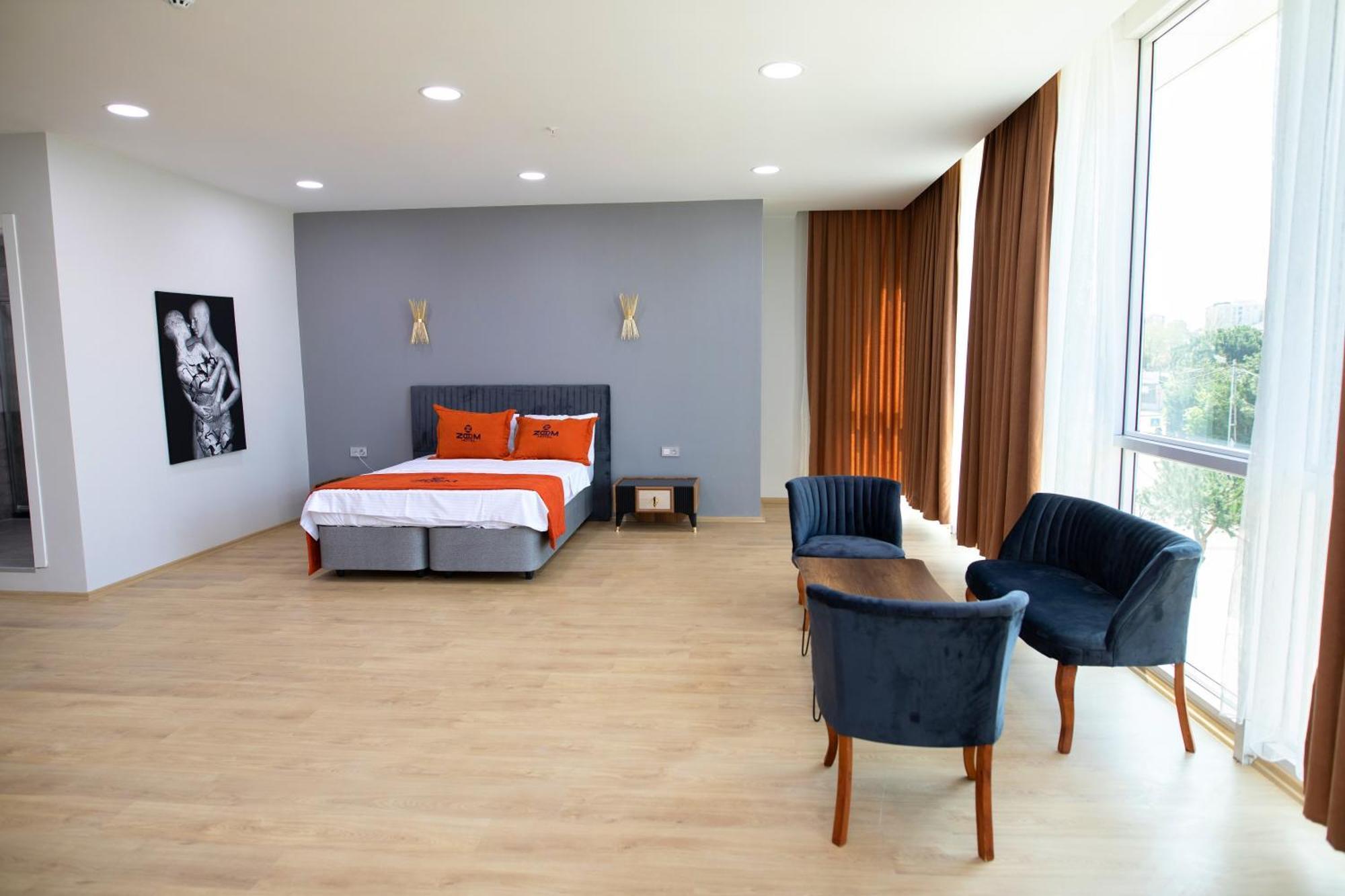 Zoom Hotel Истанбул Екстериор снимка