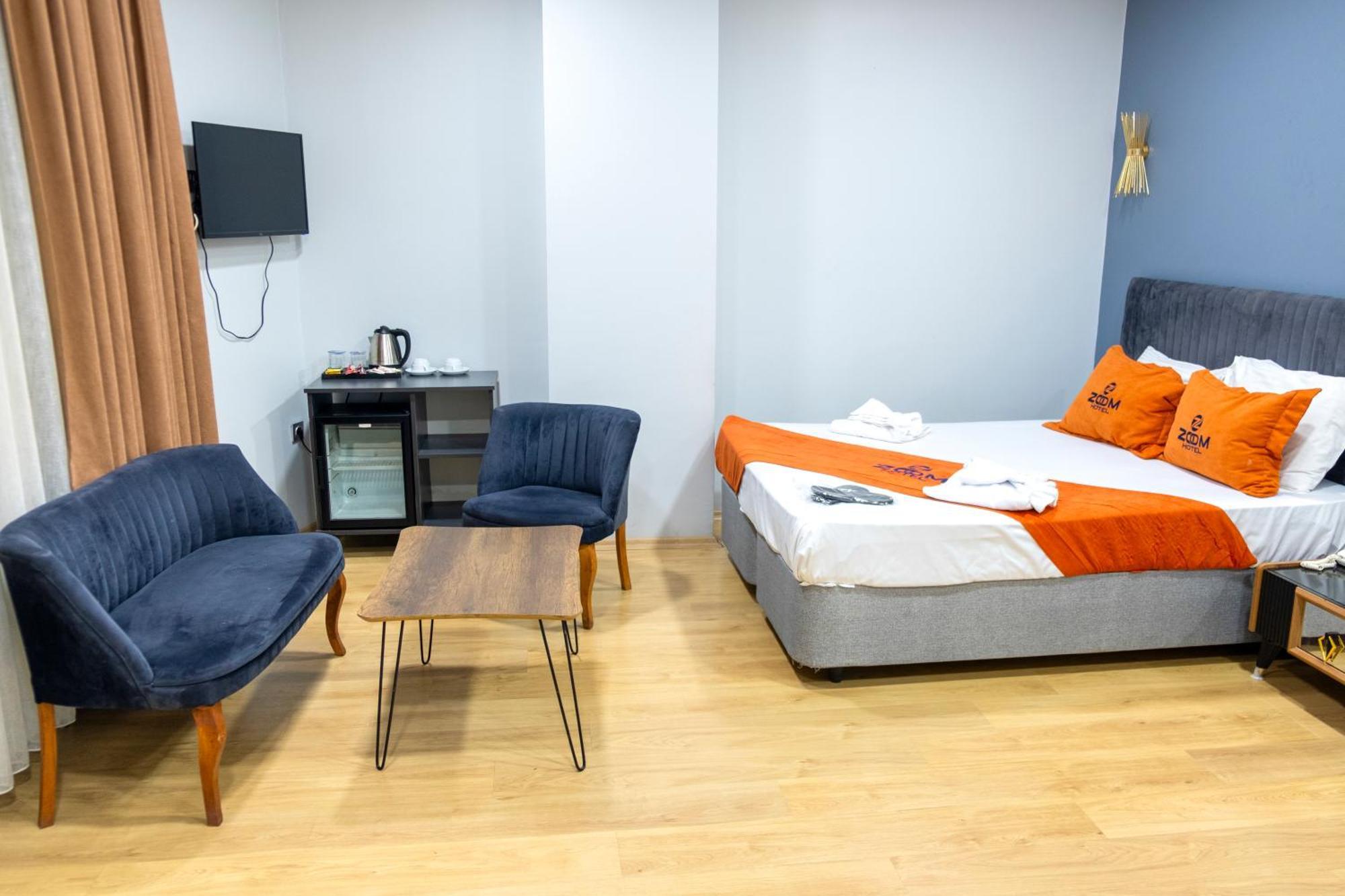 Zoom Hotel Истанбул Екстериор снимка
