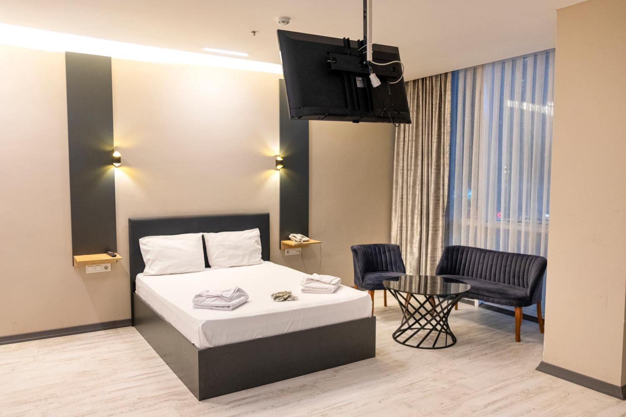 Zoom Hotel Истанбул Екстериор снимка