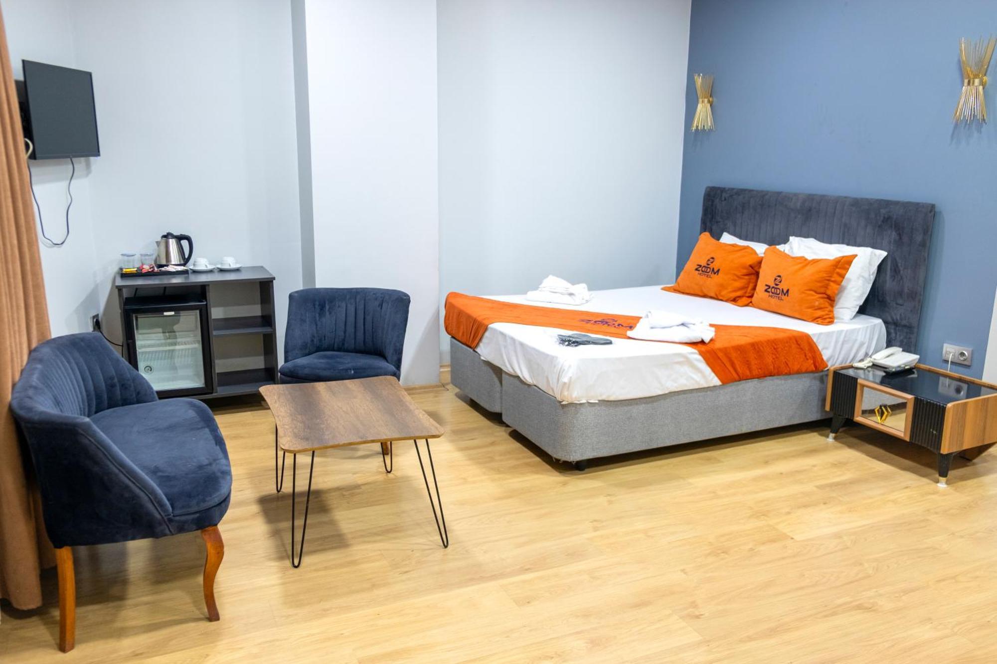 Zoom Hotel Истанбул Екстериор снимка