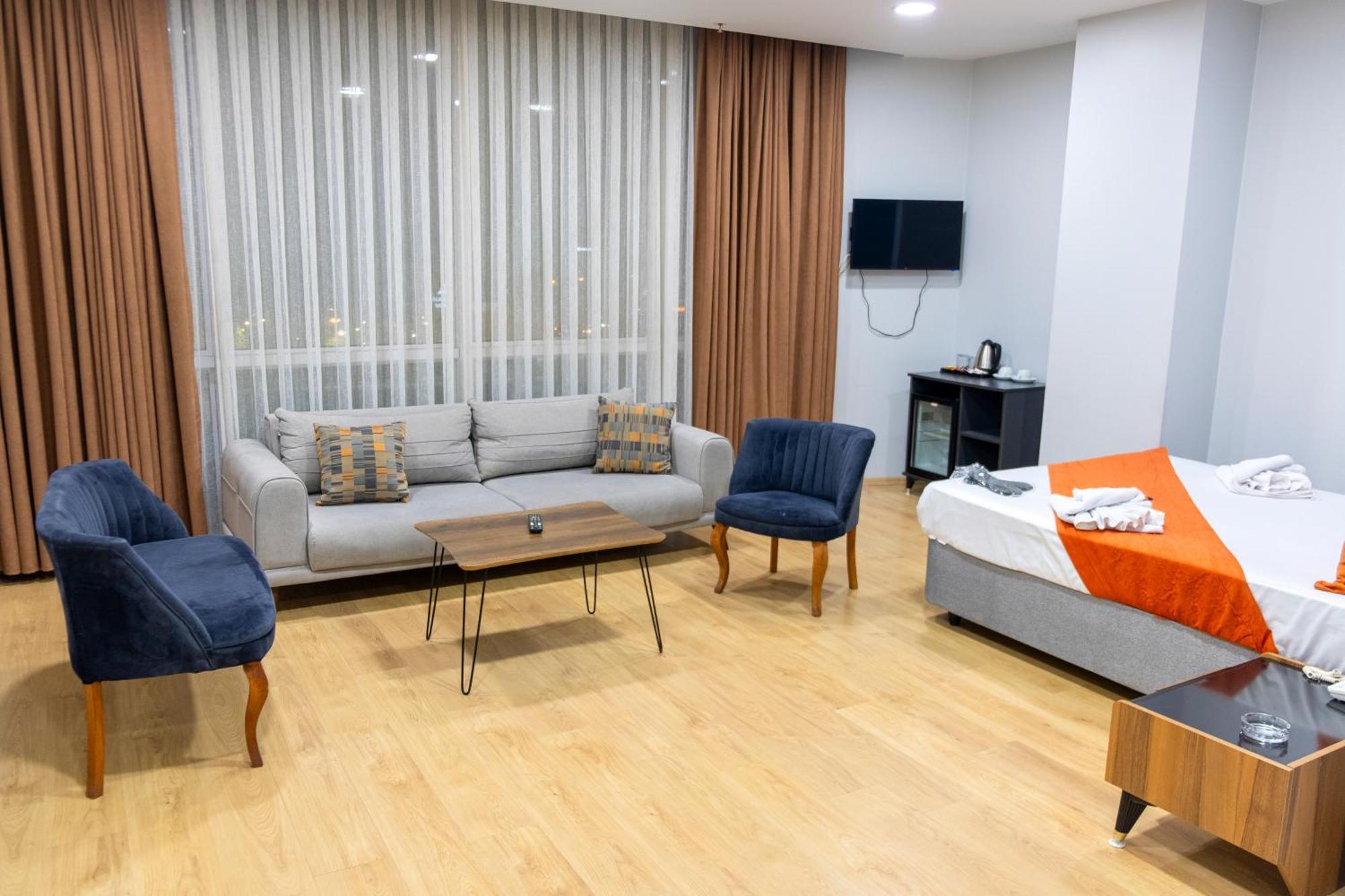 Zoom Hotel Истанбул Екстериор снимка